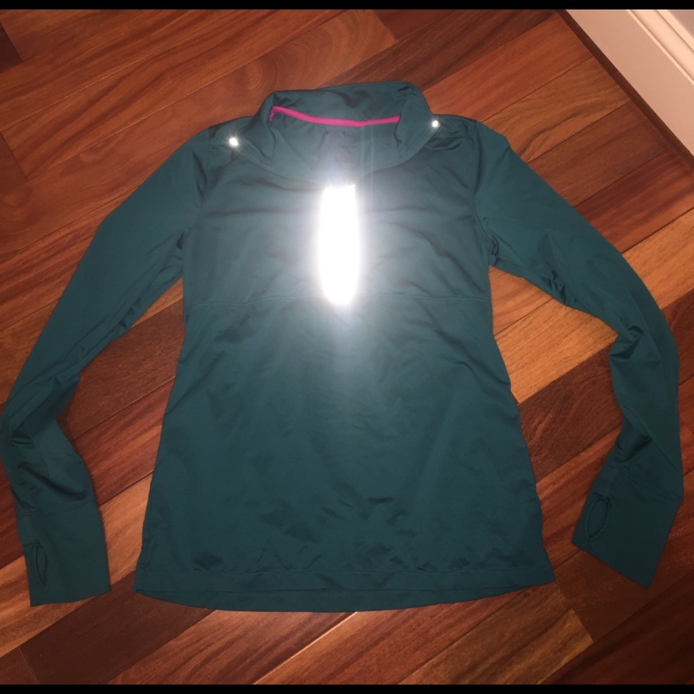 Zip up top