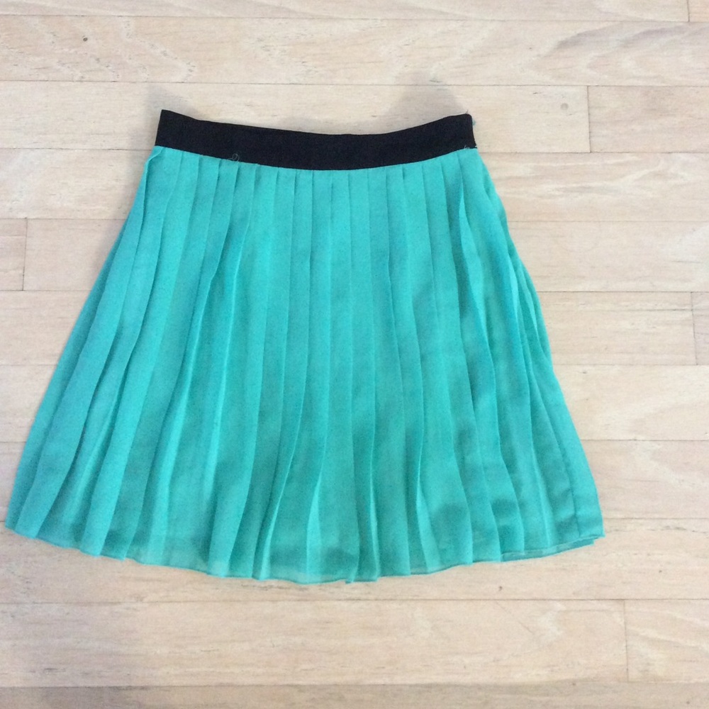 Turquoise High Waisted Pleated Skirt