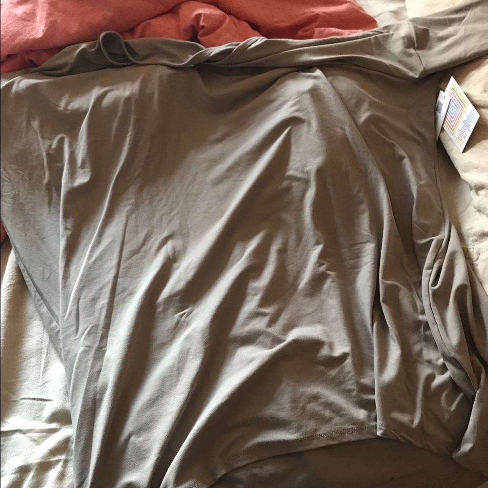 NWT XL Lularoe Irma solid oatmeal color