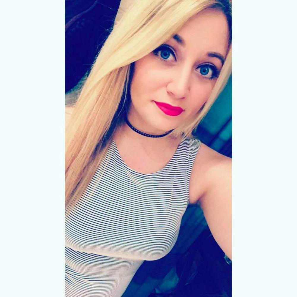 Meet your Posher, Alexandra