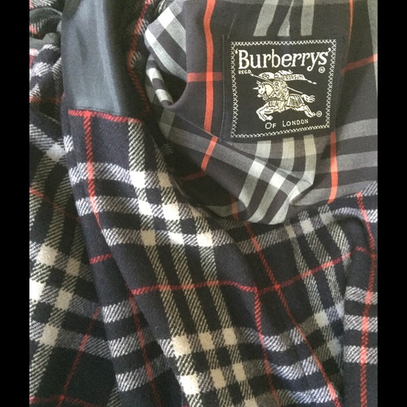 Burberry Other - BURBERRYS ' OF LONDON COAT MENS 40 R 40R NAVY BLUE