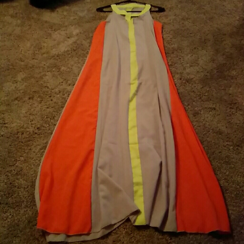 Long flowy maxi dress