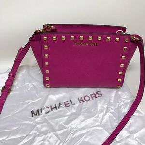 MICHAEL Michael Kors Selma Stud Medium Messenger
