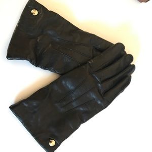 Leather, Merino wool lined Coach gloves sz 6.5