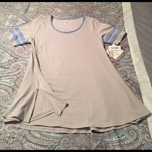 LuLaRoe Perfect Tee