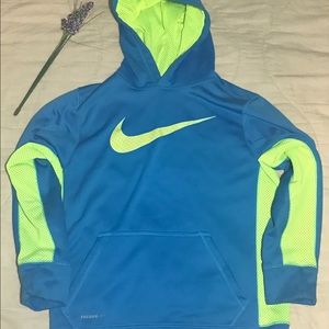 Nike Therma-Fit Hoodie.