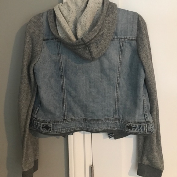 Jean jacket/ sweatshirt - Picture 4 of 4