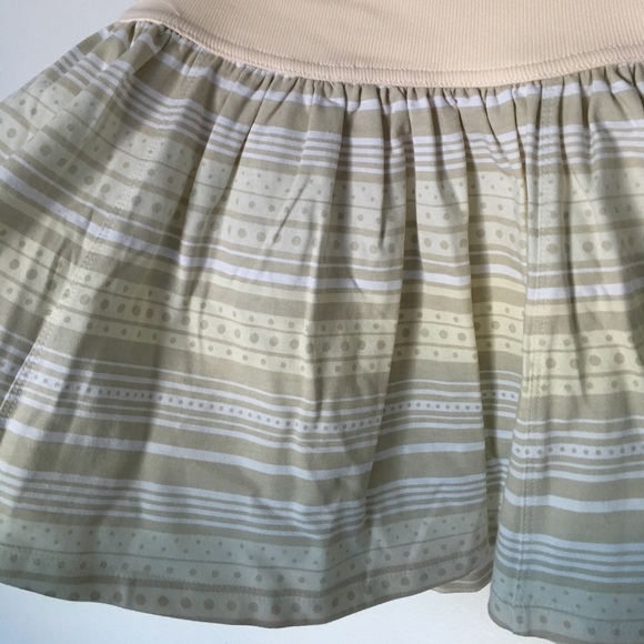 🆕 Urban Outfitters | Skirt - Picture 2 of 4