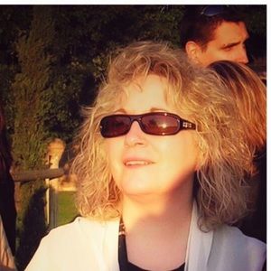 Meet your Posher, Brenda