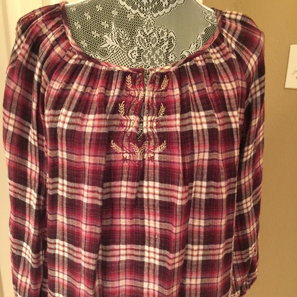 Plaid top