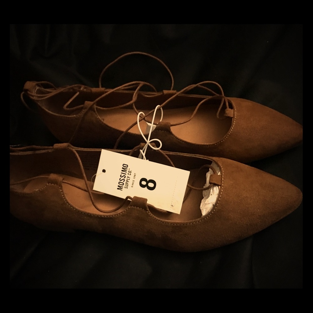 brand new mossimo ballet flats with straps