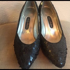 Sequence vintage heels