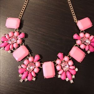Statement necklace