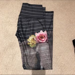 Teeki love the elephant hot pant - M