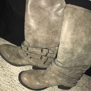 Mossimo Supply Co. grey boots