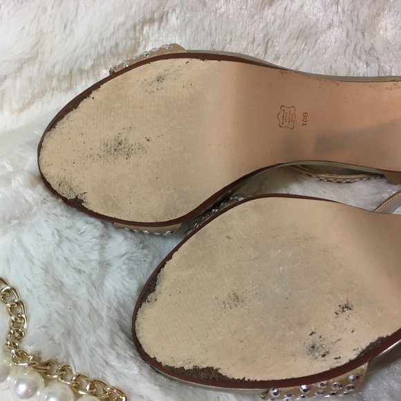 Gorgeous Gold Sparkly Shoes Sz 10 - Picture 3 of 4