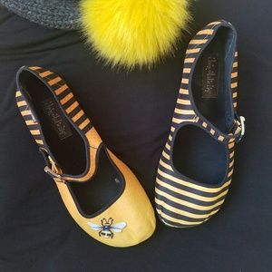 Bumble-Bee Mary Janes Chocolaticas