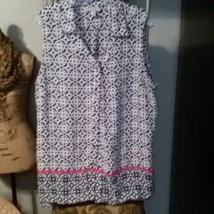 Dressbarn sheer button down sleeveless top 2x