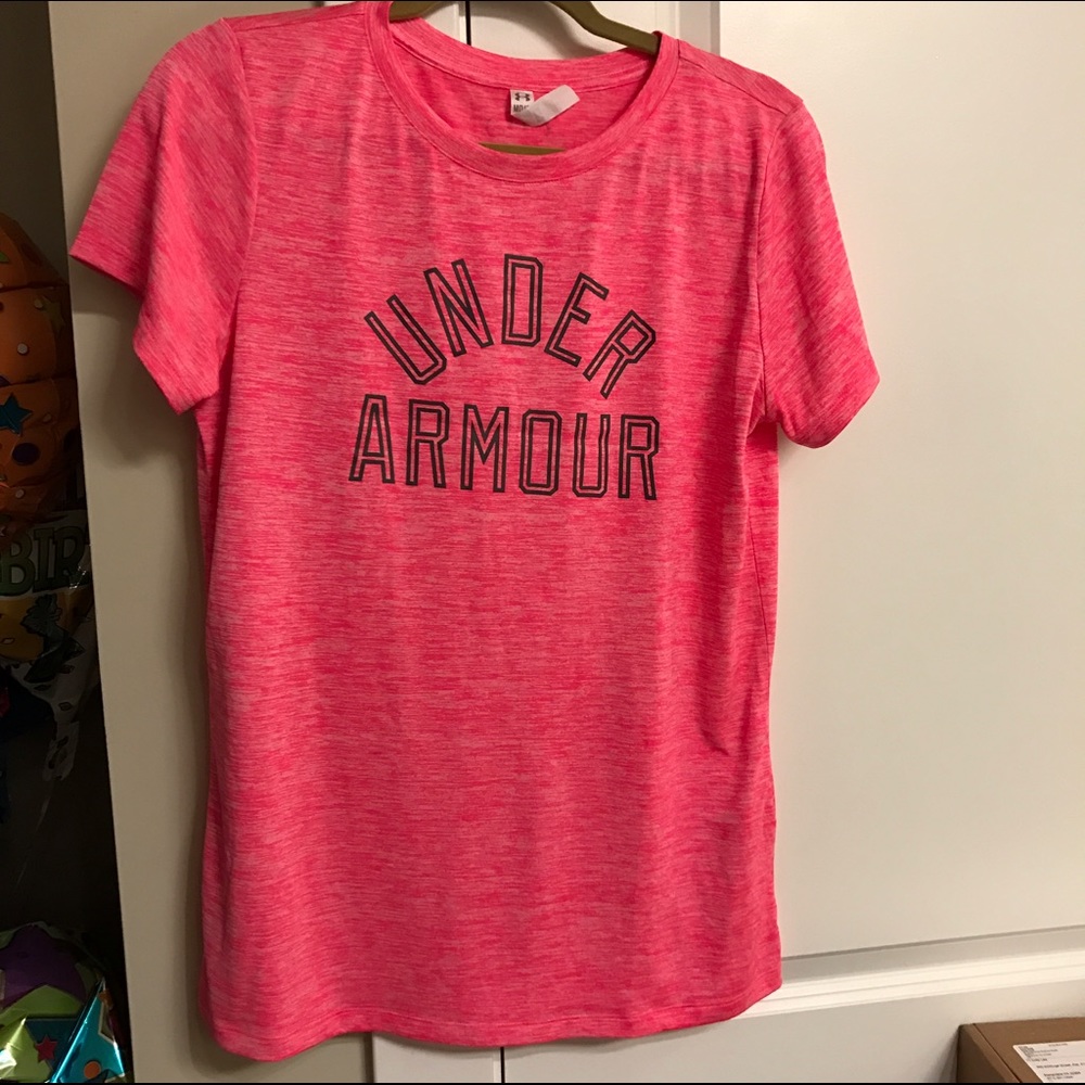 Under Armour Shirt - M