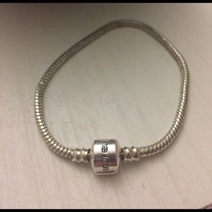 Charm bracelet