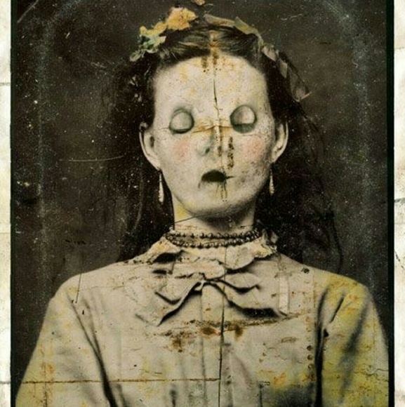 Meet your Seller/Buyer, Robyn - Picture 4 of 8