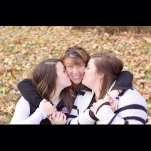 Meet your Posher, Lori