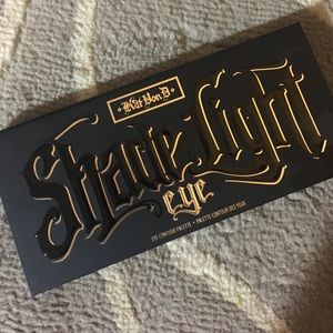 Kat Von D Shade and Light Eye Palette