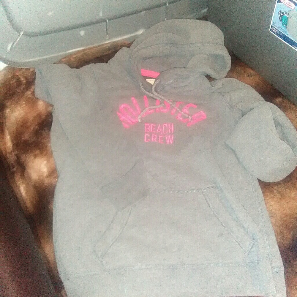 Hollister sweatshirt
