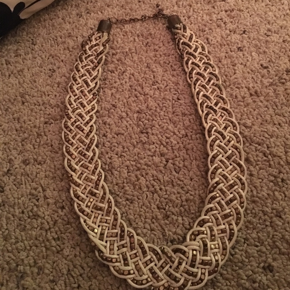 Forever 21 beaded necklace