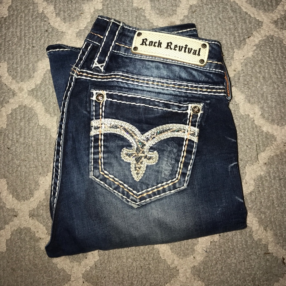 ⛔️SOLD ON MERC ⛔️MAKE AN OFFER Rock Revival jeans