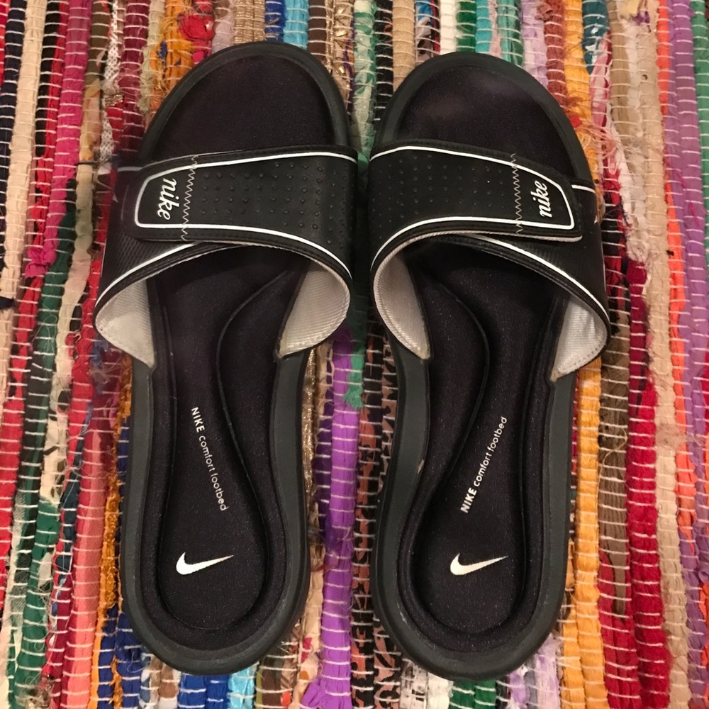 Nike slides