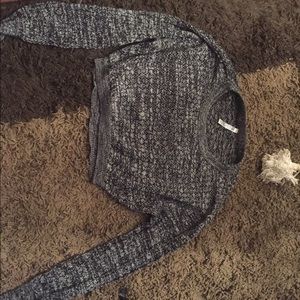 Long sleeve crop top