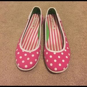 Pibk polka dot slip ons