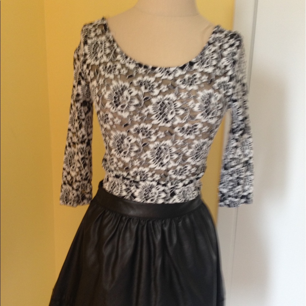 S A L E !!!!Lacey cropped top.