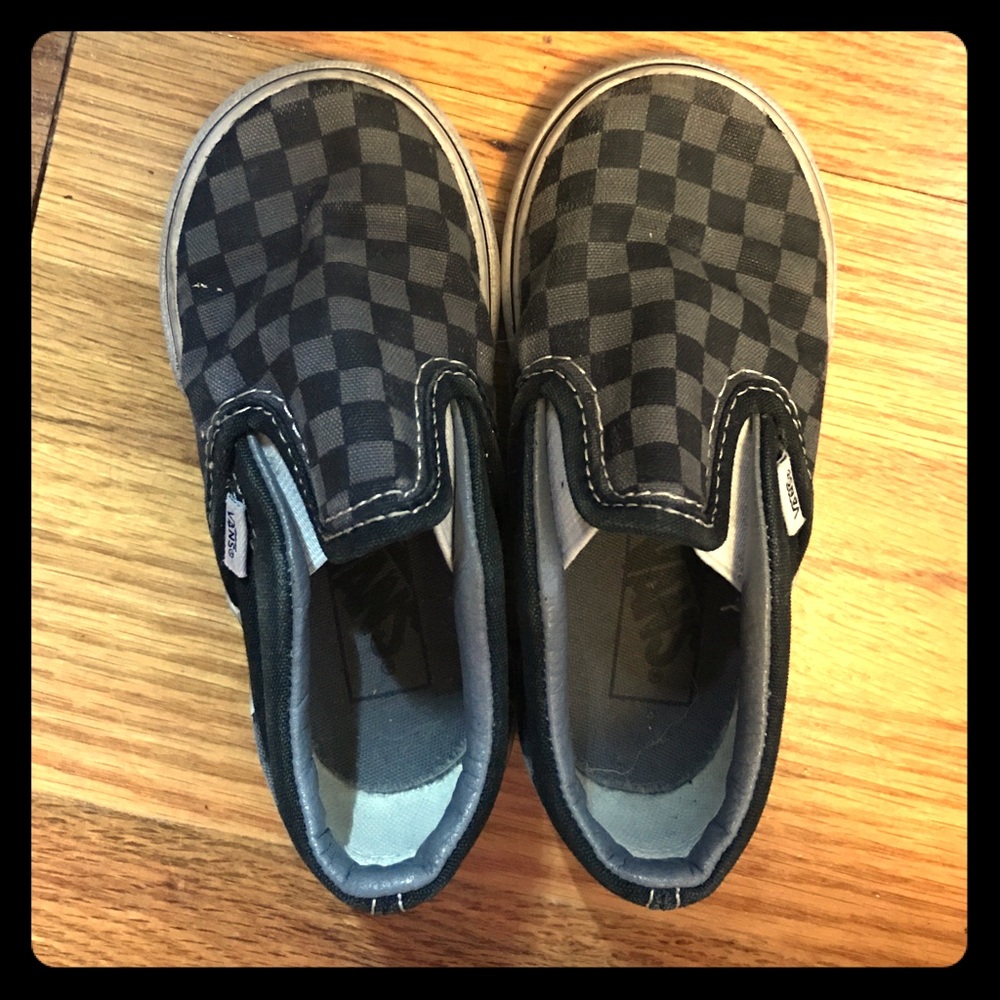 Vans in 7.5 for toddlers.