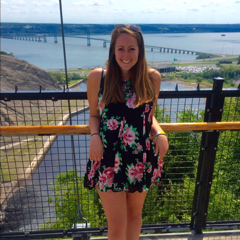 Meet your Posher, Jaclyn