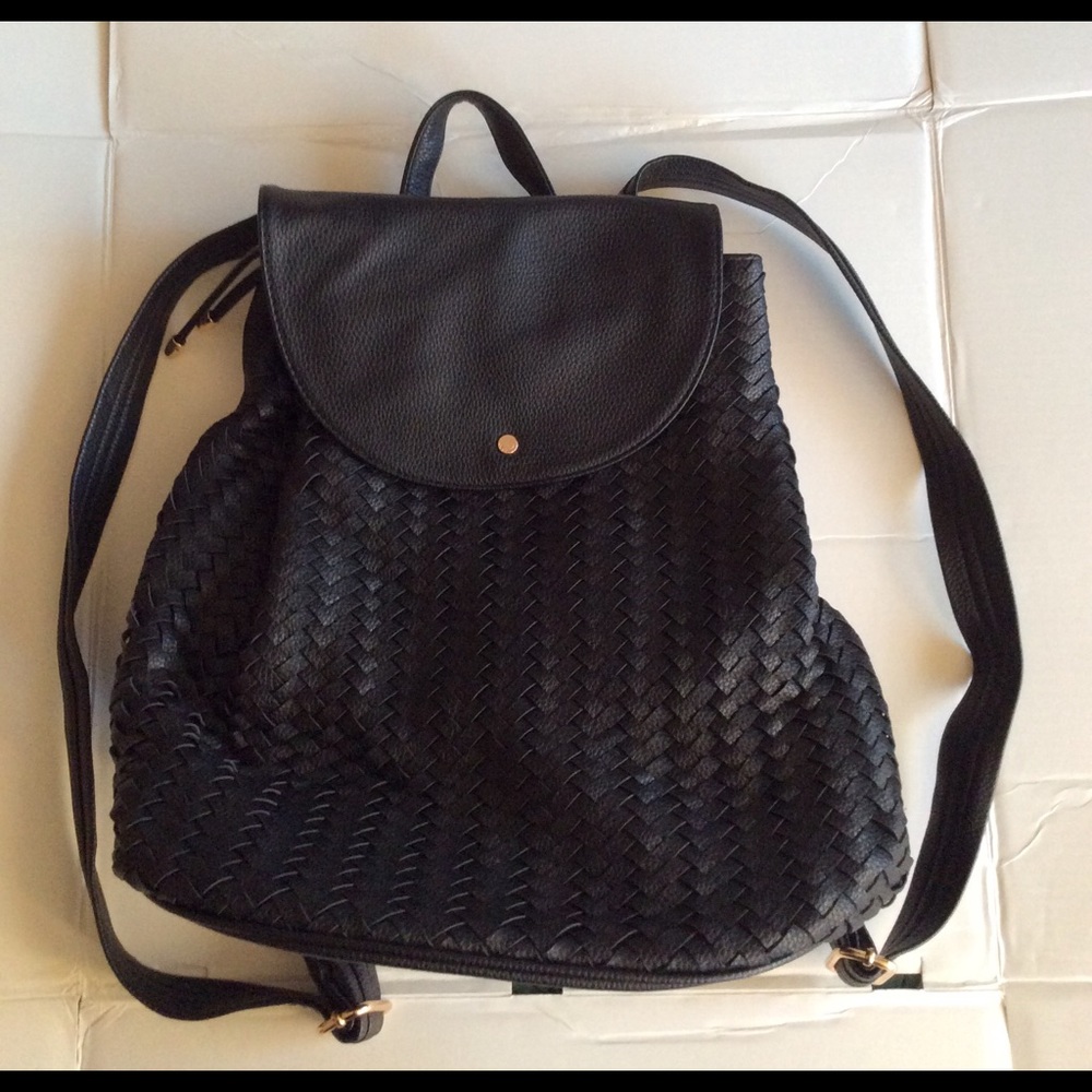 Deux Lux black back pack