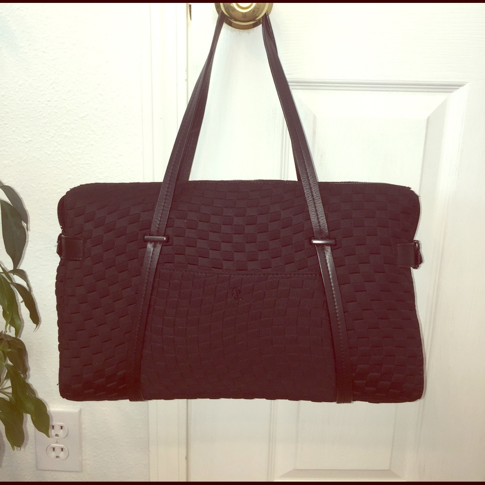 Elliott Lucca. Black Travel Bag!