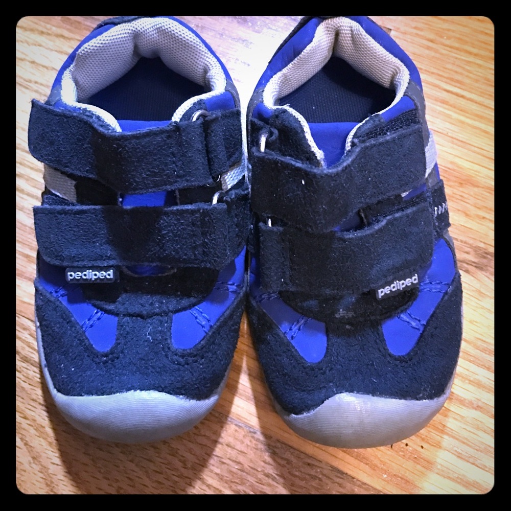 Pediped shoes for toddlers.