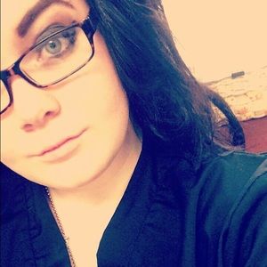 Meet your Posher, Cassie