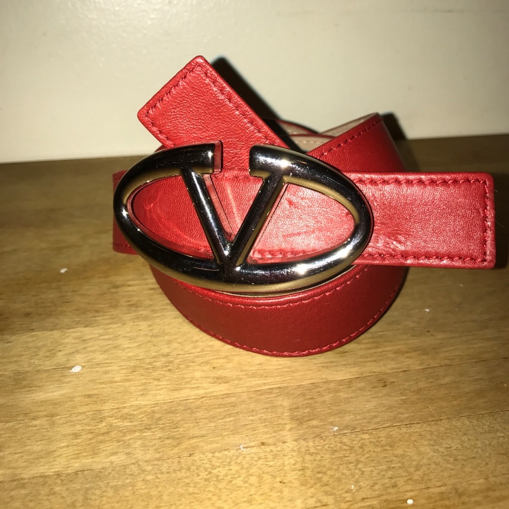 Valentino red leather belt LOGO buckle