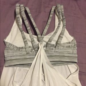 Lululemon tank/bra