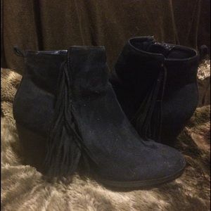 Navy blue, tassel ankle boots size 6