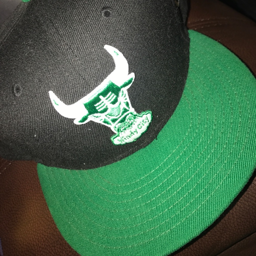Men's fitted