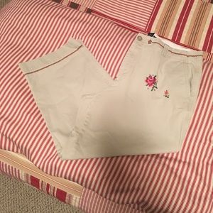 GAP embroidered Capris