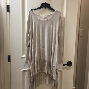 Long sleeve shirt with fringe