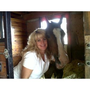 Meet your Posher, Debbie