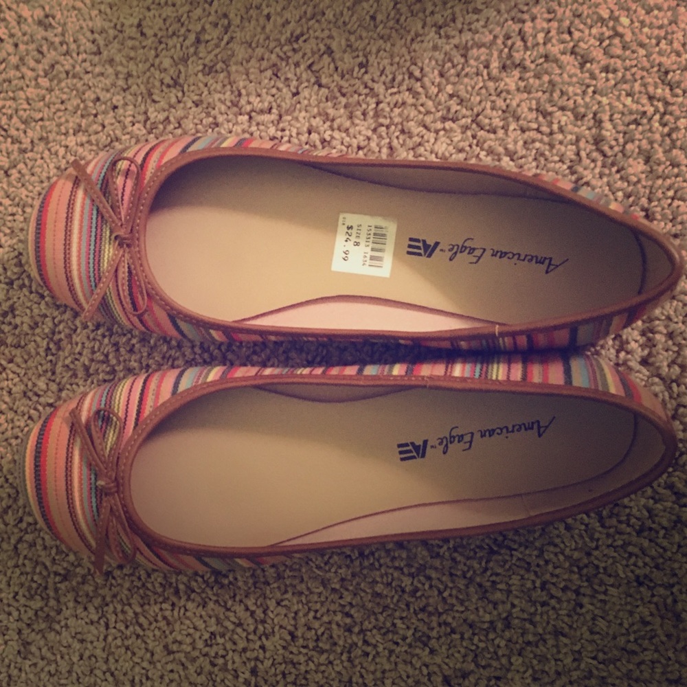 MUST GO: American eagle flats