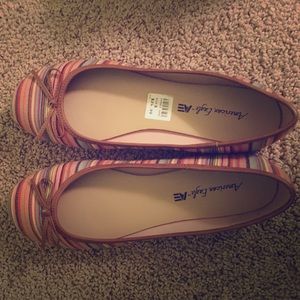 MUST GO: American eagle flats
