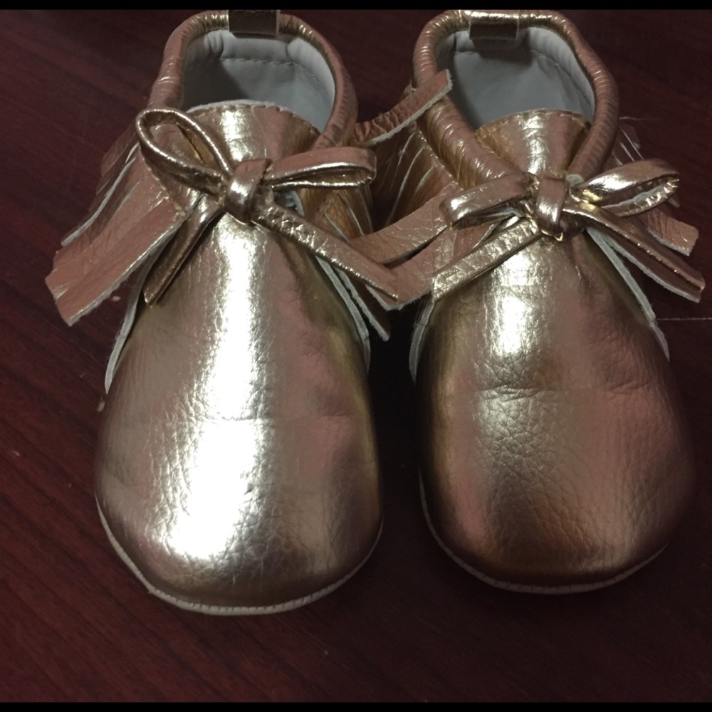 Old Navy 3-6 mo gold mocassins